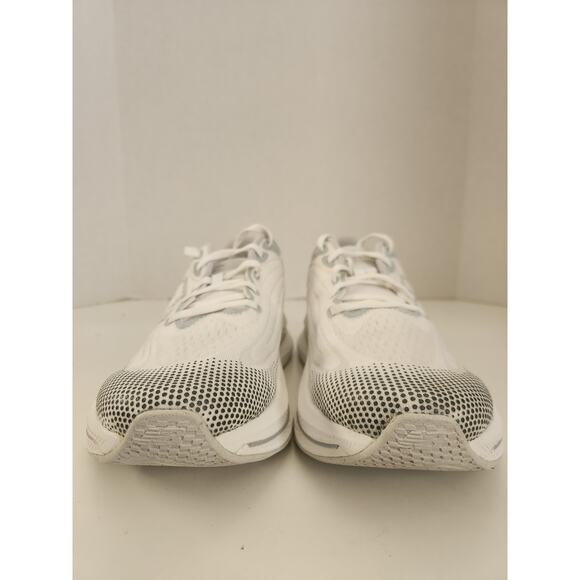 New Balance Women's FuelCell Walker Elite V1 Walking Shoe, 8.5 Wide - Picture 3 of 10